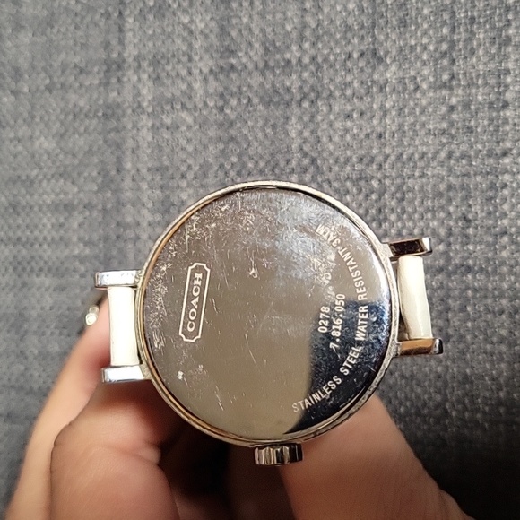 Coach Signature Watch in Pastel and White - Picture 5 of 8